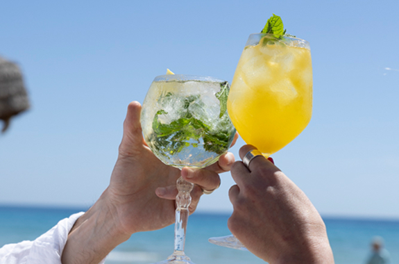 agua, estate a settembre. drink